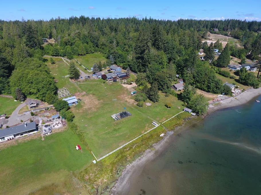 Oceanfront Studio/Loft: Alpacas, Oysters & Kayaks Shelton Exterior photo
